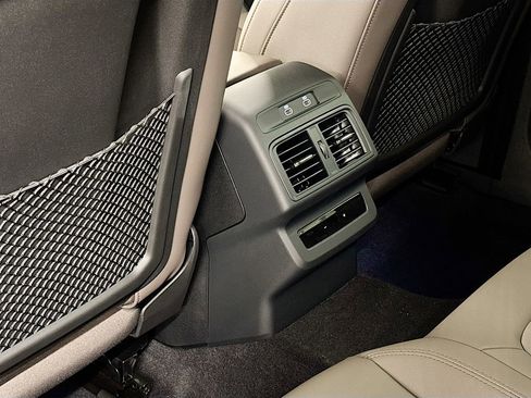 New 2025 Audi Q5 Premium image 17