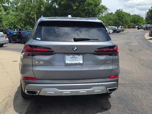 Used 2024 BMW X5 xDrive40i w/ Premium Package AWD/4WD image 5