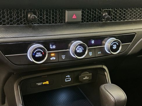 Used 2025 Honda CR-V LX image 23