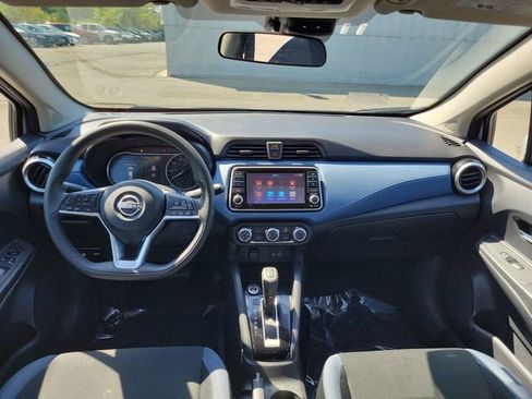 Used 2025 Nissan Versa SV FWD image 21