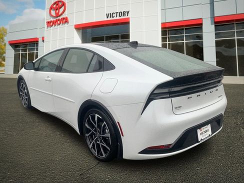 New 2026 Toyota Prius XSE Premium image 5