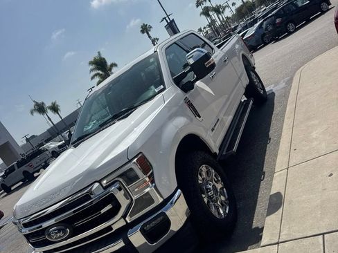 Used 2021 Ford F250 Lariat w/ Lariat Ultimate Package AWD/4WD image 2
