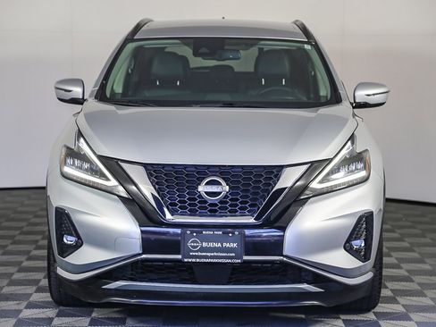 Used 2023 Nissan Murano SV image 3