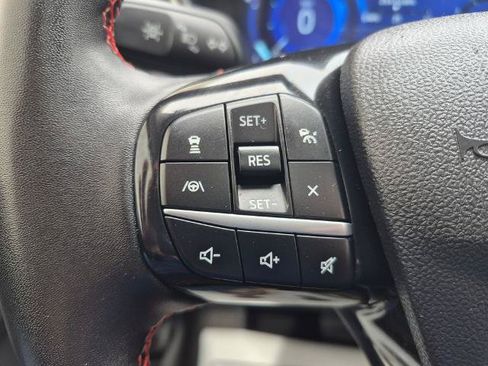 Certified 2022 Ford Escape SEL w/ SEL Stealth AWD Package image 22