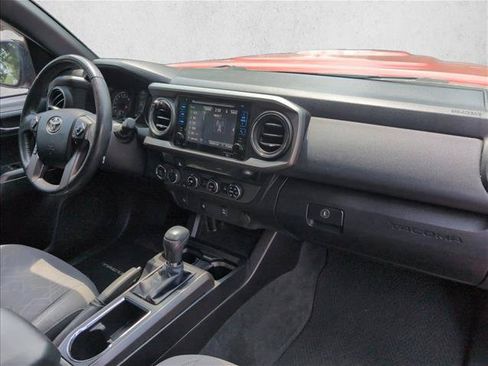 Used 2016 Toyota Tacoma TRD Sport w/ Towing Package AWD/4WD image 23