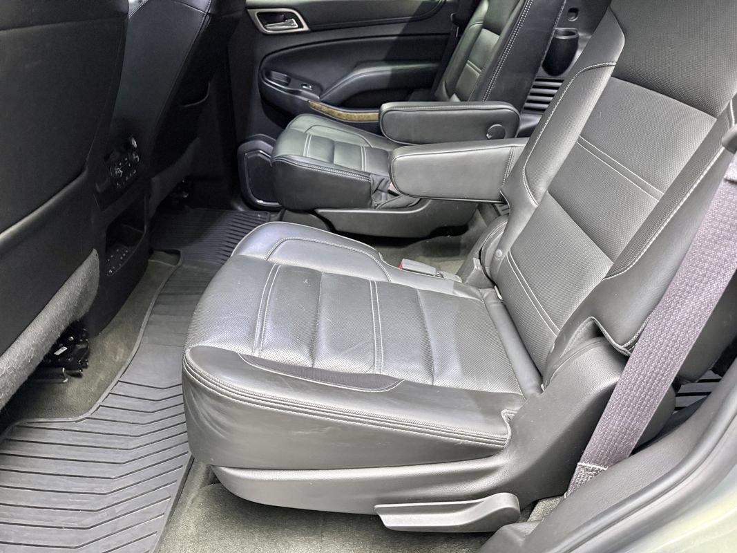 Used 2017 GMC Yukon Denali w/ Open Road Package AWD/4WD image 13