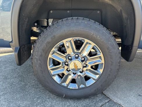 New 2026 Chevrolet Silverado 3500 High Country w/ High Country Premium Package AWD/4WD image 14
