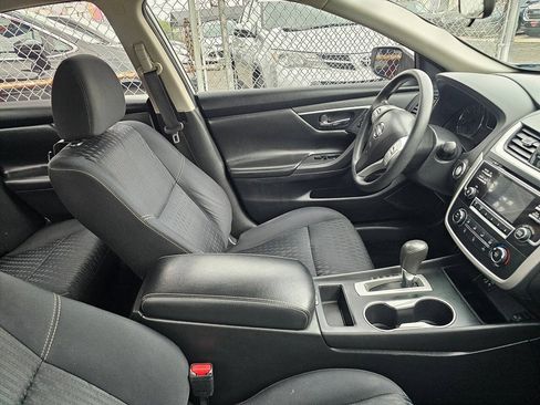 Used 2018 Nissan Altima 2.5 S FWD image 6