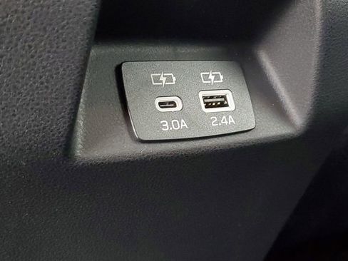 Certified 2026 Subaru Crosstrek 2.0i Premium AWD/4WD image 11