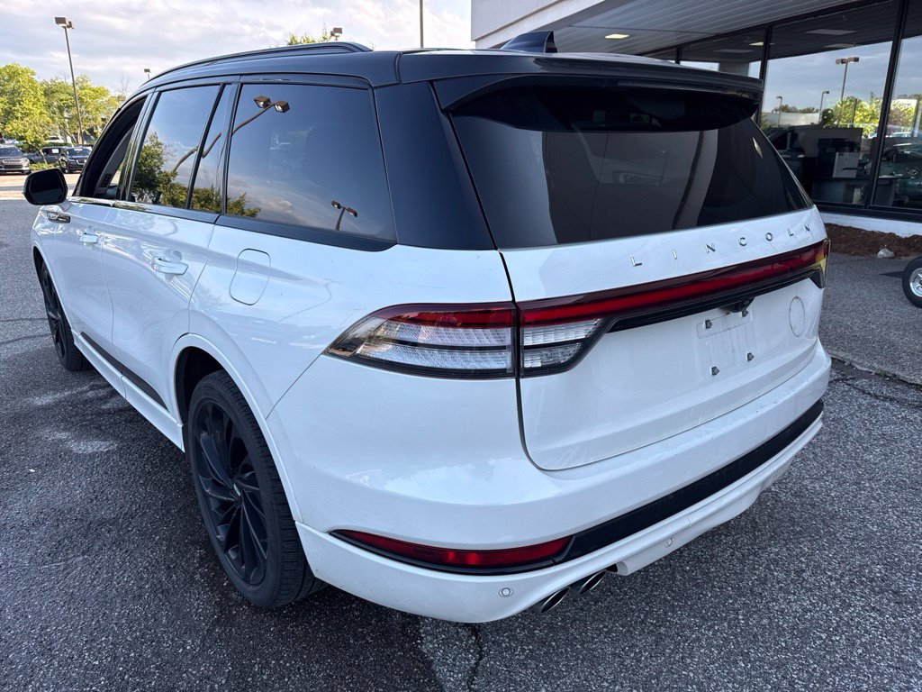 Used 2025 Lincoln Aviator Reserve w/ Equipment Group 201A AWD/4WD image 8