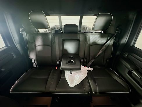 New 2026 RAM 2500 Limited w/ Towing Technology Group image 10