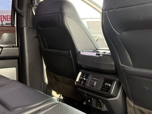 Used 2022 Ford F150 Lariat w/ Equipment Group 502A High AWD/4WD image 18
