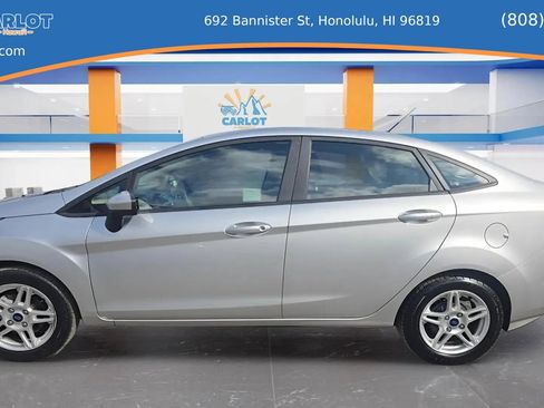 Used 2018 Ford Fiesta SE image 11