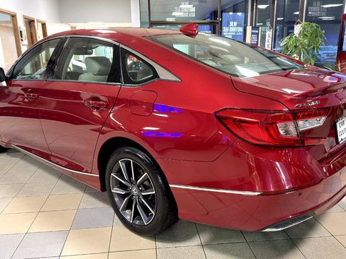 Used 2022 Honda Accord EX-L image 15