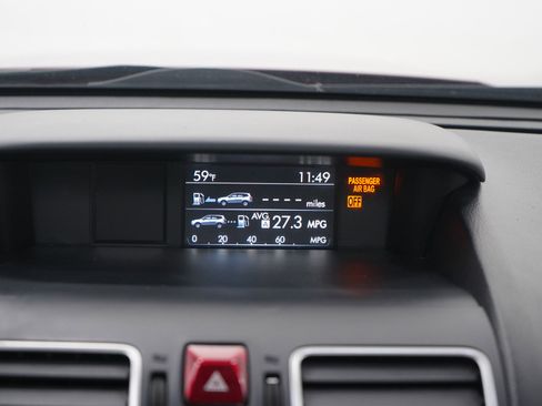 Used 2017 Subaru Forester 2.5i Premium image 15