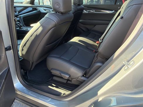 Used 2024 Cadillac XT6 Sport image 21
