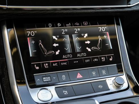 Used 2020 Audi Q8 Premium Plus image 24