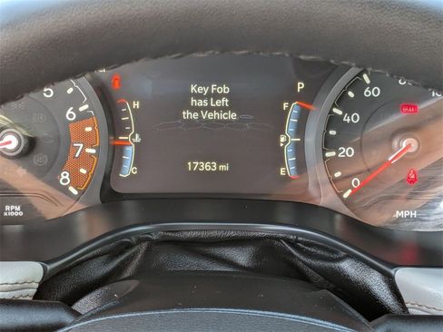 Used 2025 Jeep Compass Limited image 20