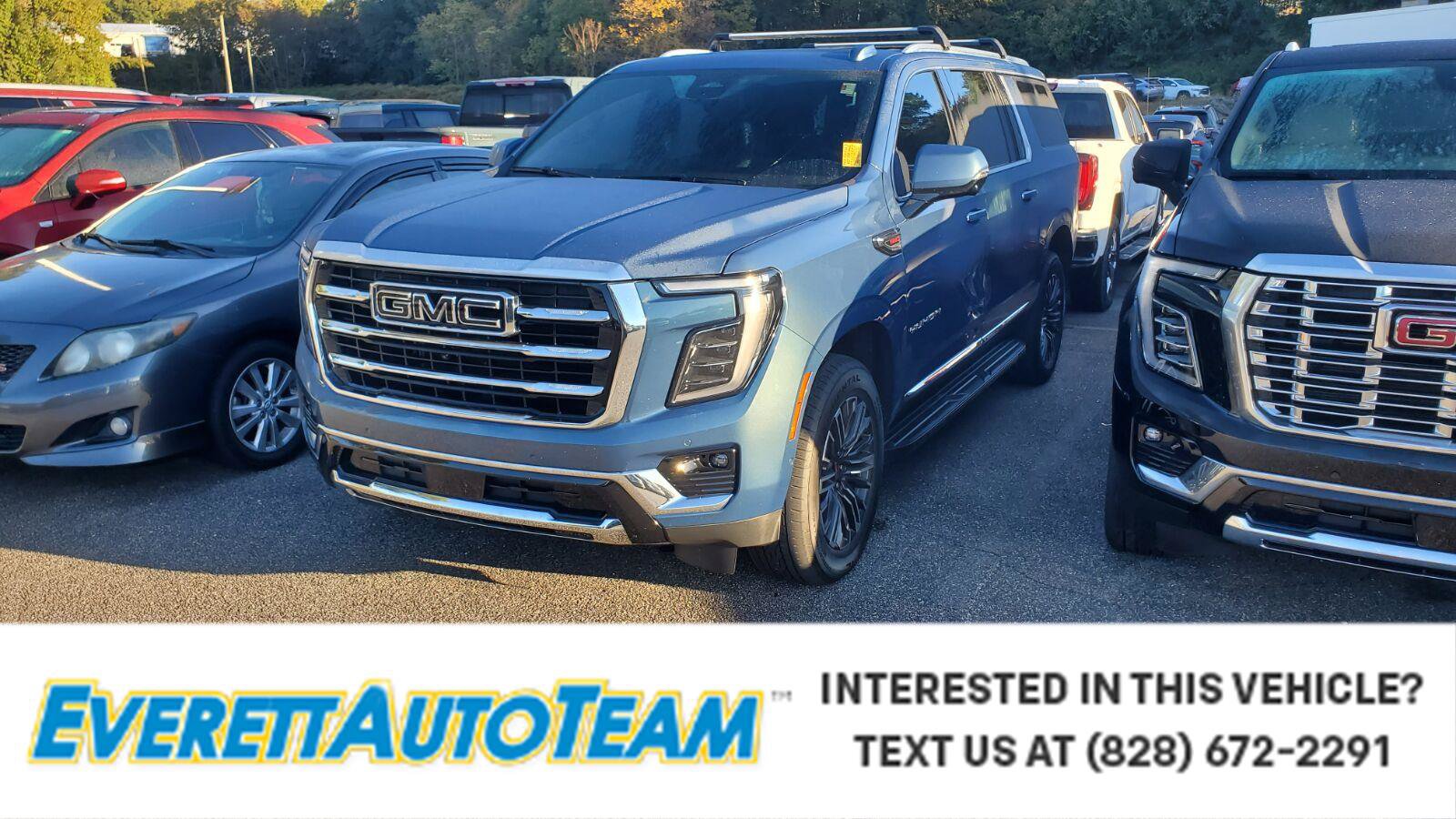 Used 2025 GMC Yukon XL Elevation w/ Elevation Premium Package AWD/4WD image 1