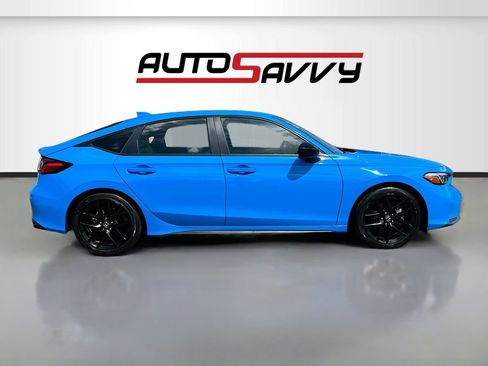 Used 2025 Honda Civic Sport image 8