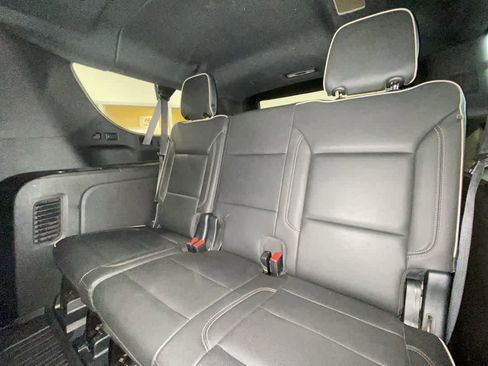 Used 2021 GMC Yukon XL SLT w/ SLT Premium Package AWD/4WD image 27