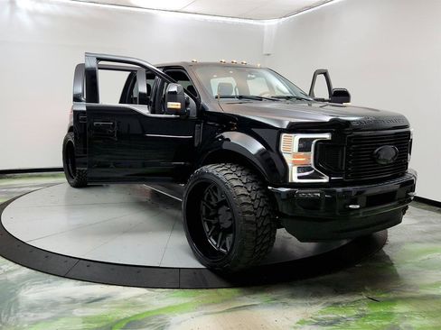 Used 2022 Ford F450 Platinum w/ FX4 Off-Road Package AWD/4WD image 10