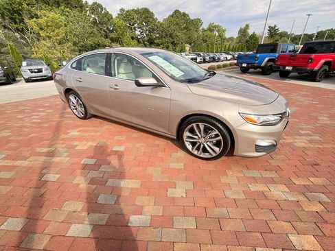 Used 2024 Chevrolet Malibu LT FWD image 37