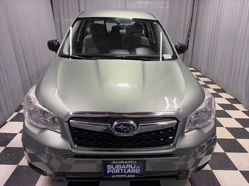 Used 2015 Subaru Forester 2.5i AWD/4WD image 2