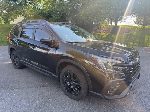 Used 2024 Subaru Ascent Onyx Edition AWD/4WD image 1