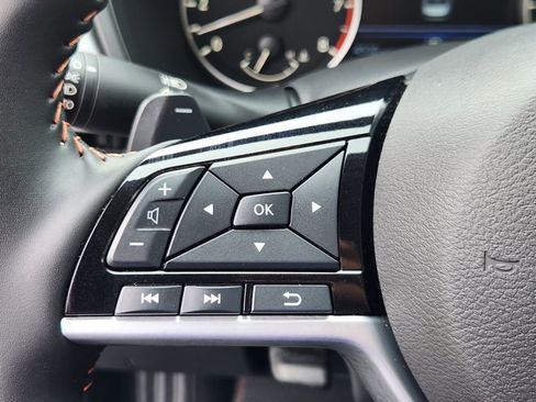 Certified 2025 Nissan Altima 2.5 SR AWD/4WD image 21