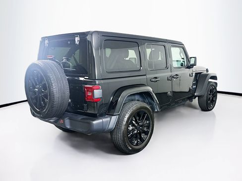 Used 2024 Jeep Wrangler Unlimited Sahara AWD/4WD image 9