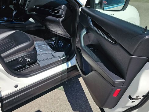 Used 2023 Maserati Levante Modena image 28