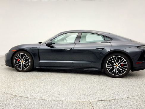 Used 2022 Porsche Taycan GTS w/ Premium Package (P6U) image 8