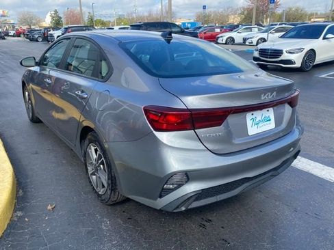 Used 2023 Kia Forte LXS image 7