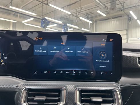 Used 2024 Ford Mustang GT Premium image 19