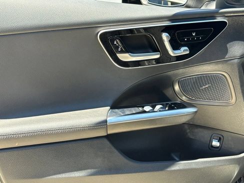 Used 2024 Mercedes-Benz C 300 Sedan image 21