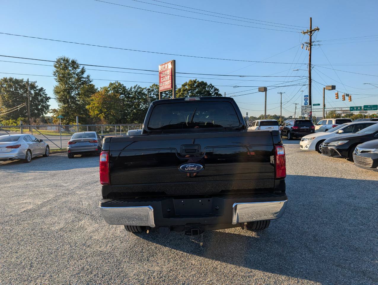Used 2016 Ford F250 XL w/ XL Appearance Package AWD/4WD image 8