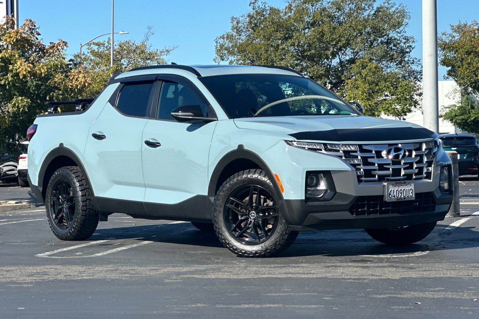 Used 2022 Hyundai Santa Cruz SEL w/ Activity Package AWD/4WD image 2