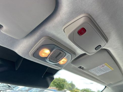 Used 2025 RAM ProMaster 2500 w/ Convenience Group FWD image 36