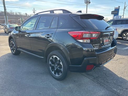 Used 2023 Subaru Crosstrek 2.0i Premium image 6