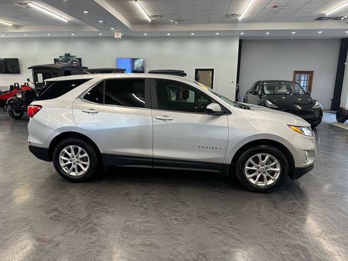 Used 2021 Chevrolet Equinox LT image 4