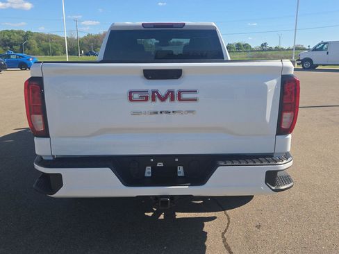Used 2024 GMC Sierra 1500 Pro w/ Graphite Edition AWD/4WD image 4