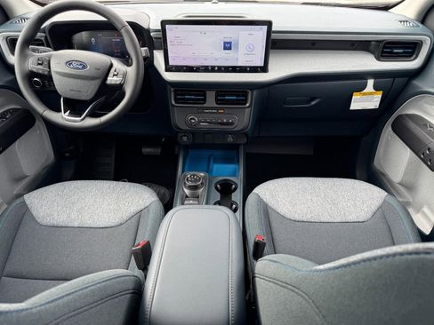 New 2025 Ford Maverick XLT w/ XLT Luxury Package image 6