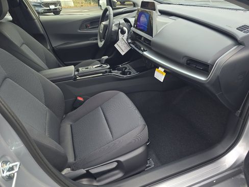 New 2026 Toyota Prius LE image 16