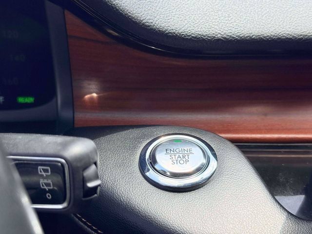 Used 2023 Lincoln Aviator Grand Touring w/ Equipment Group 301A AWD/4WD image 25