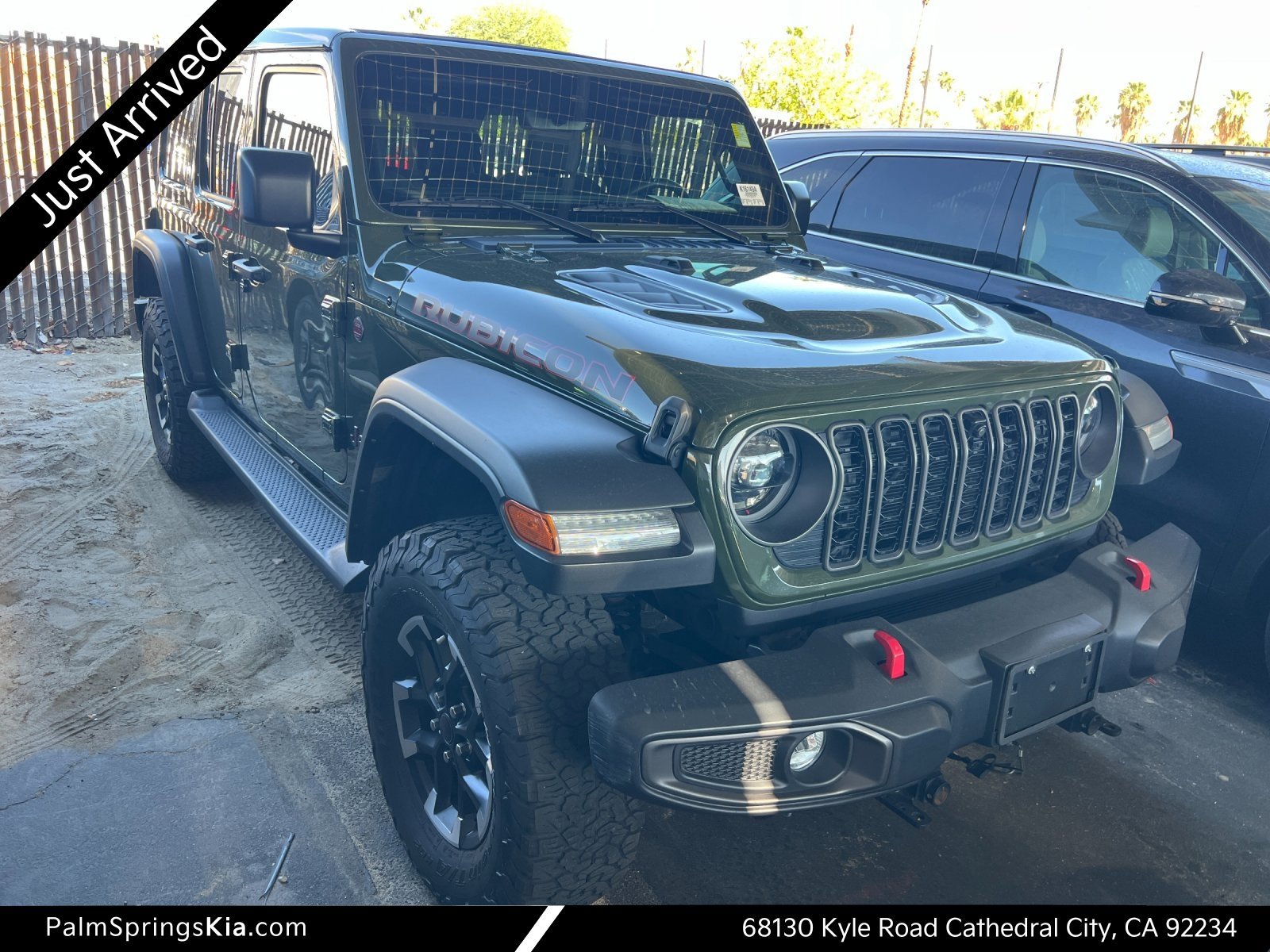 Used 2024 Jeep Wrangler Unlimited Rubicon w/ Technology Group AWD/4WD image 1