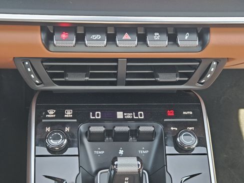 Certified 2025 Porsche 911 Targa 4 GTS image 19