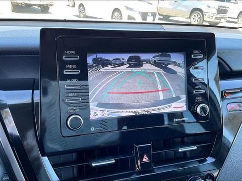 Used 2024 Toyota Camry SE image 21