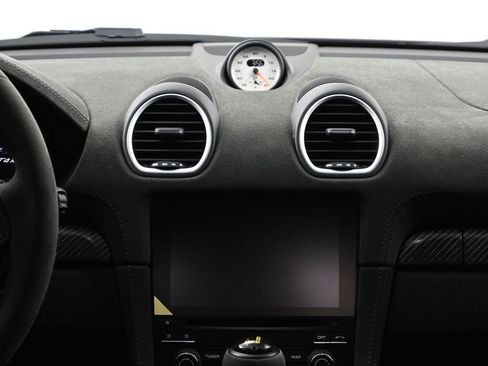 Certified 2023 Porsche 718 Cayman GT4 RS RWD image 9