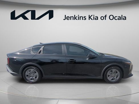 New 2026 Kia K4 FWD image 3